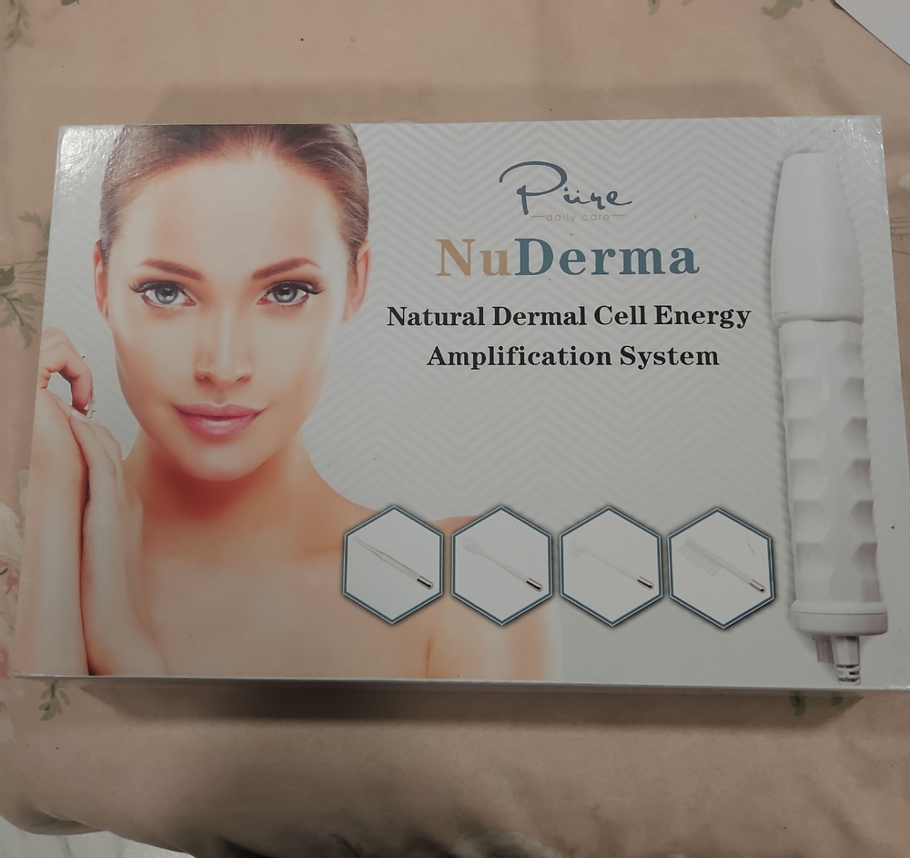 NUDE Pure NuDerma Skincare Tool - White